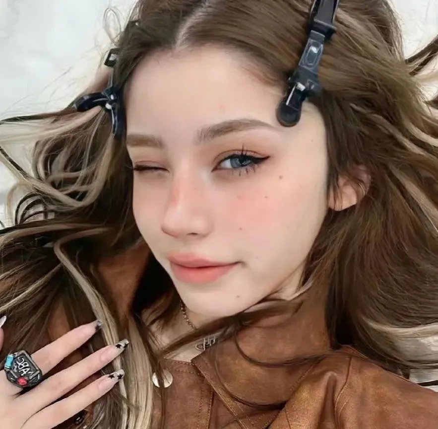 琼楼密约